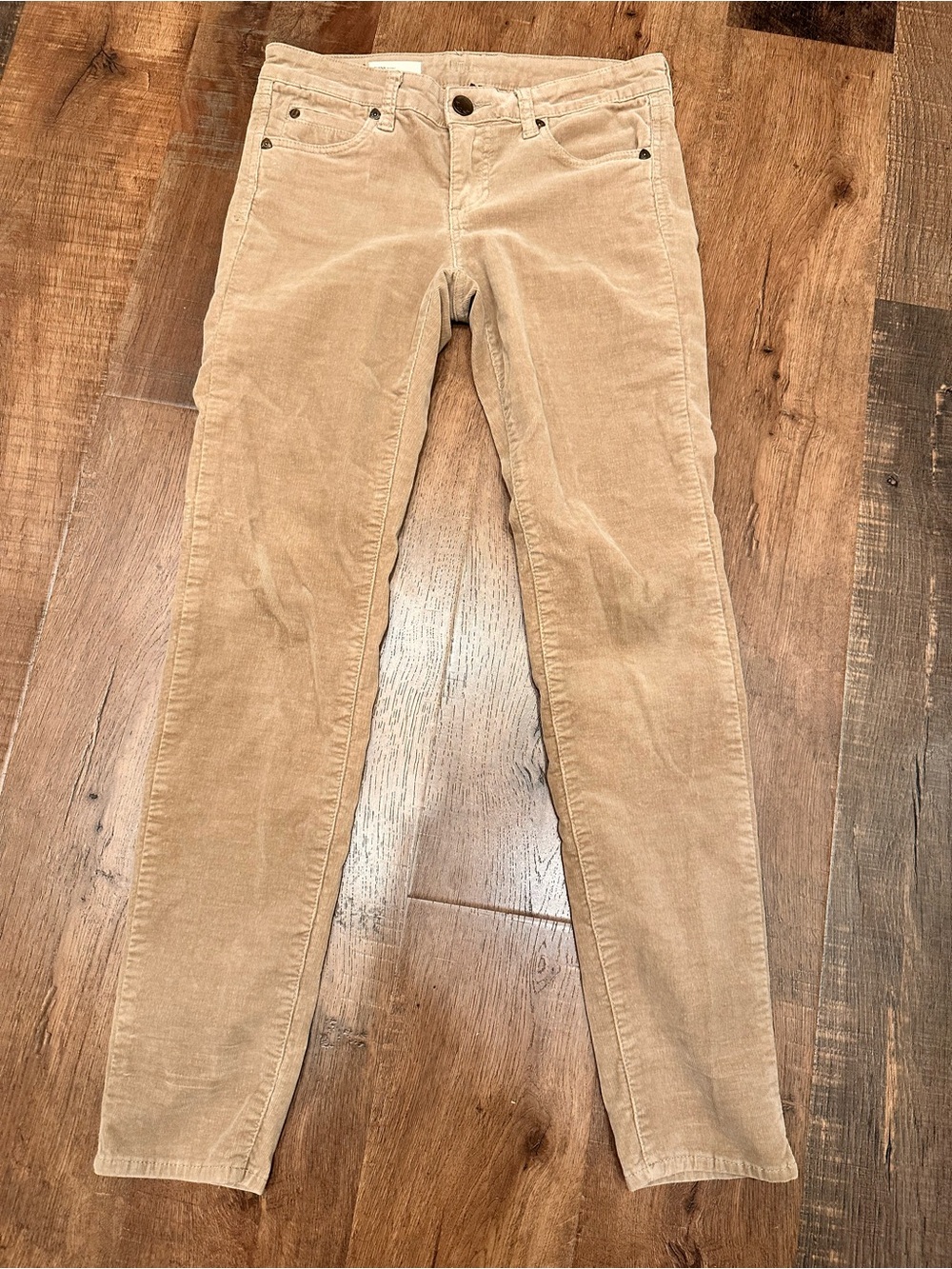 KUT from the kloth Diana style skinny cord pants size 6 khaki color